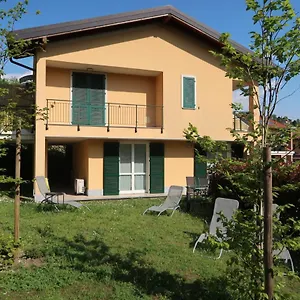 https://giardino-e-piscina-apartment.it-lombardy.com