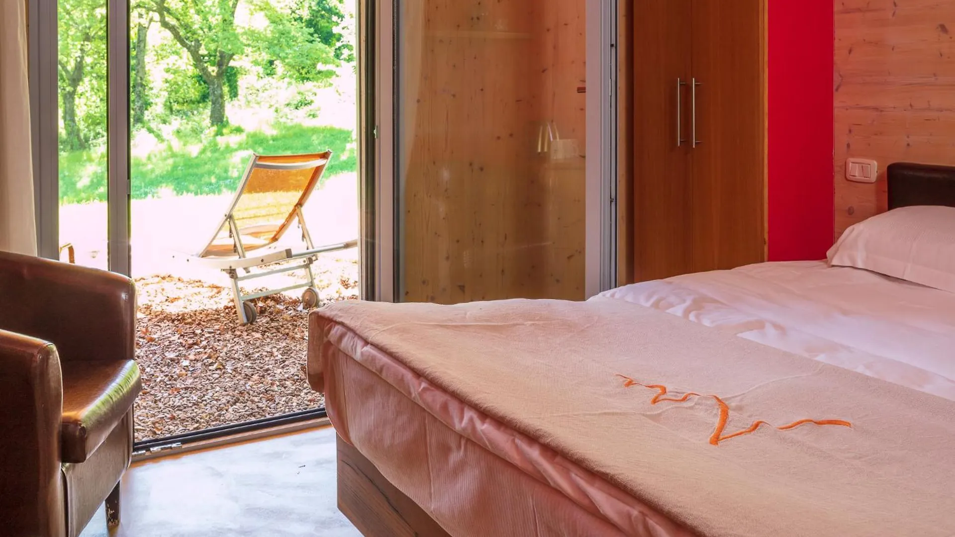 Farm stay Valdonica Winery Fine Dine & Wine Hotel Sassofortino Italy