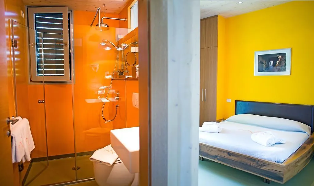 Farm stay Valdonica Winery Fine Dine & Wine Hotel Sassofortino