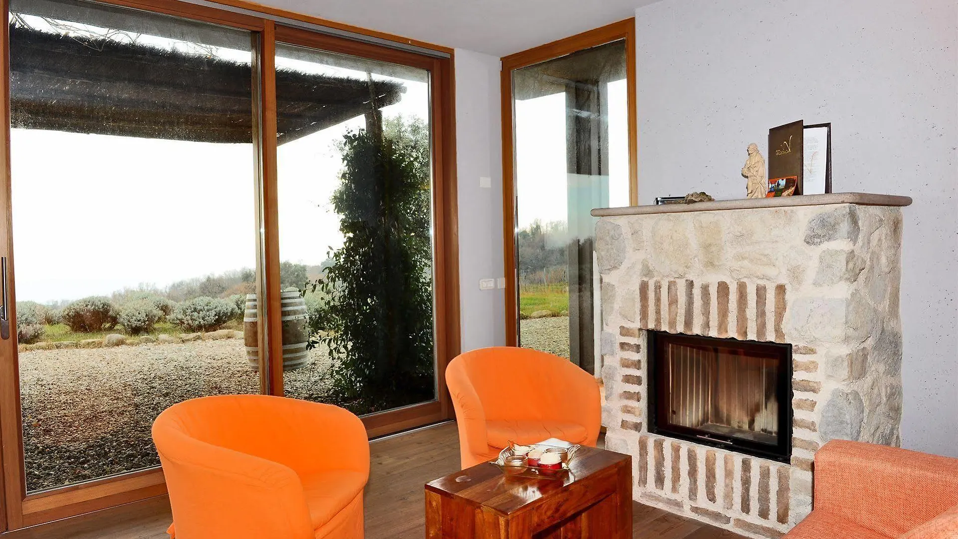 Valdonica Winery Fine Dine & Wine Hotel Sassofortino Farm stay